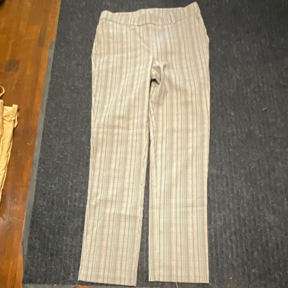 Rafaella Women’s Dress Pants Plaid Beige Black Regular Size 8 Viscose Blend